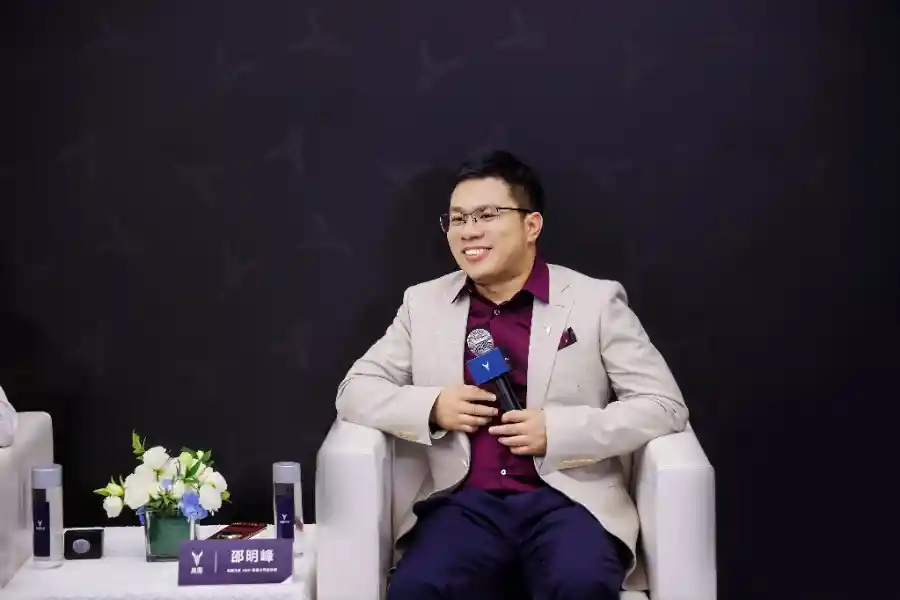 东湖库里南野心破圈：岚图泰山47万重塑中式豪华新标杆