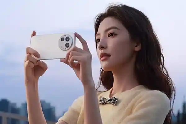 真我GT8 Pro震撼登场:3999元起,唯一骁龙8E5旗舰颠覆市场