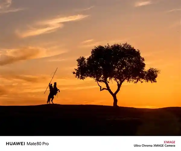 何刚曝光华为Mate 80影像实拍：红枫色彩惊艳全场