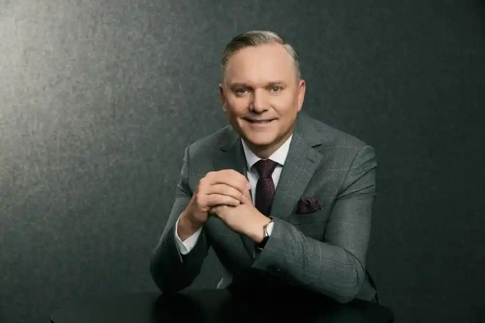 宝马全系重磅亮相广州，蓄势待发迎战2026新纪元