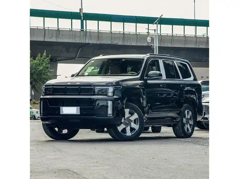 重庆绅豪4S店北京越野BJ60雷霆热销，试驾体验全新电动力量