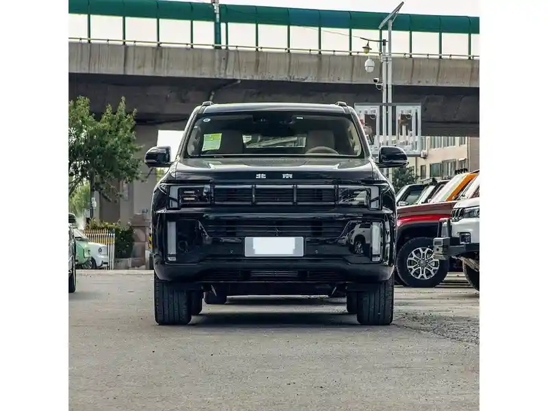 重庆绅豪4S店北京越野BJ60雷霆热销，试驾体验全新电动力量