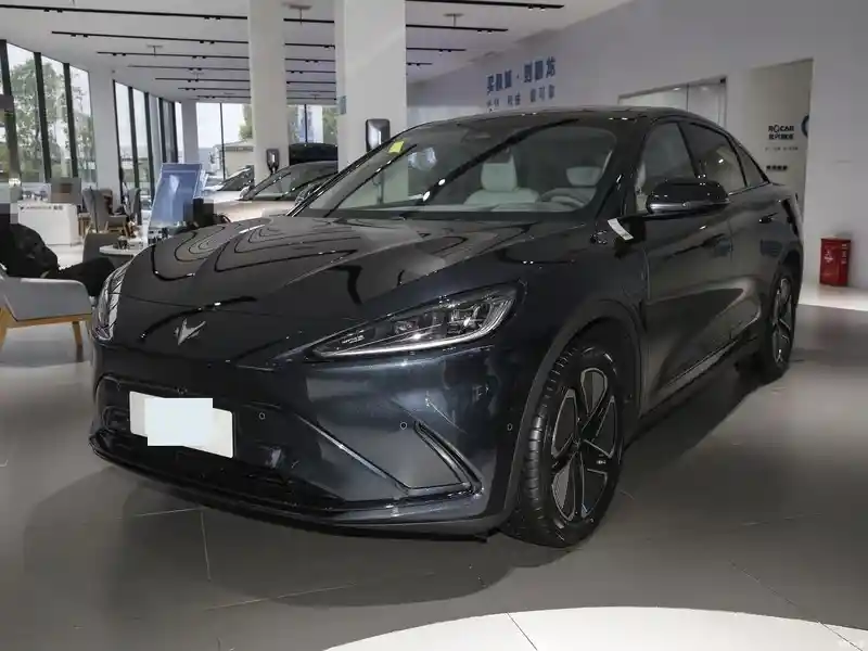 红河鹏嘉限时直降1万，极狐阿尔法S6 2025款震撼上市引关注