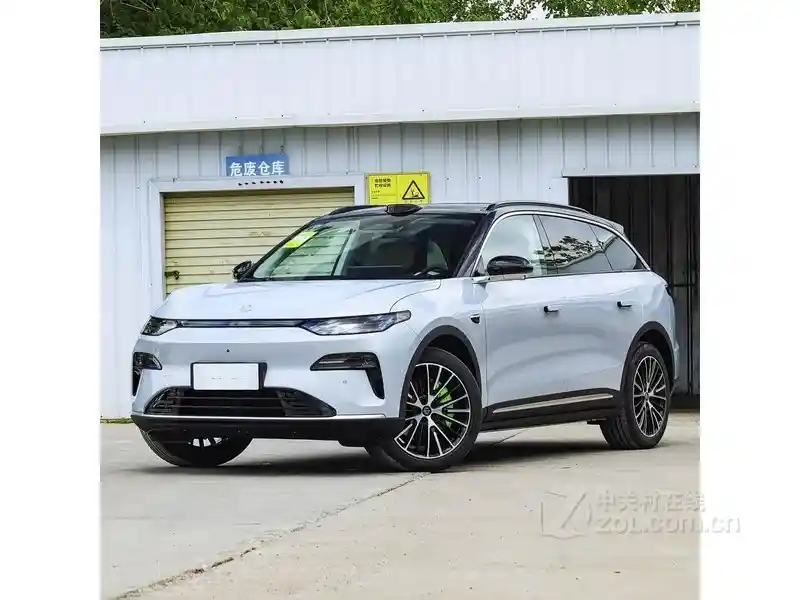 零跑C11重磅来袭，廊坊光明东道店限时立减2000元引抢购热潮