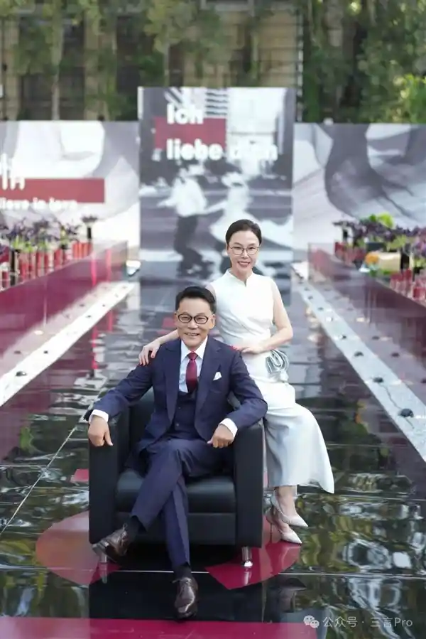 李国庆再婚引热议，张俞崔等大佬齐聚送祝福