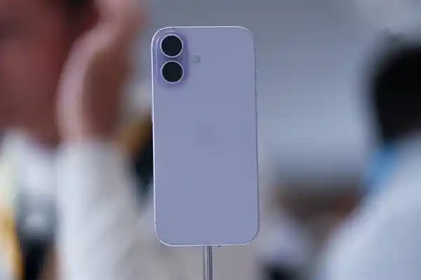 iPhone 17/iPhone Air遭用户投诉Wi-Fi频繁断连，体验大打折扣