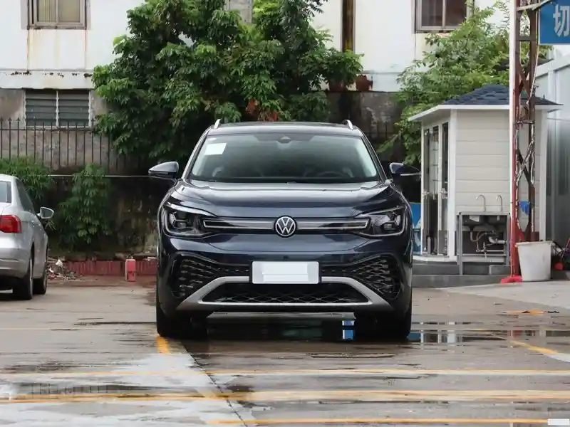 厦门一汽大众ID.6 CROZZ直降1万，2024款PURE版掀购车热潮