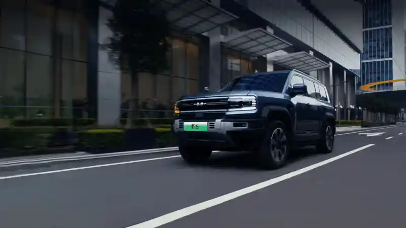 鄂尔多斯鑫川店引爆续航新纪元！方程豹钛3 2025款501km后驱Ultra版正式上市，13.38万元起开启纯电驾趣革命