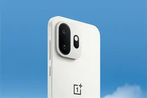 一加15T震撼发布！「小屏性能核弹」登场：3799元起，重新定义旗舰尺度